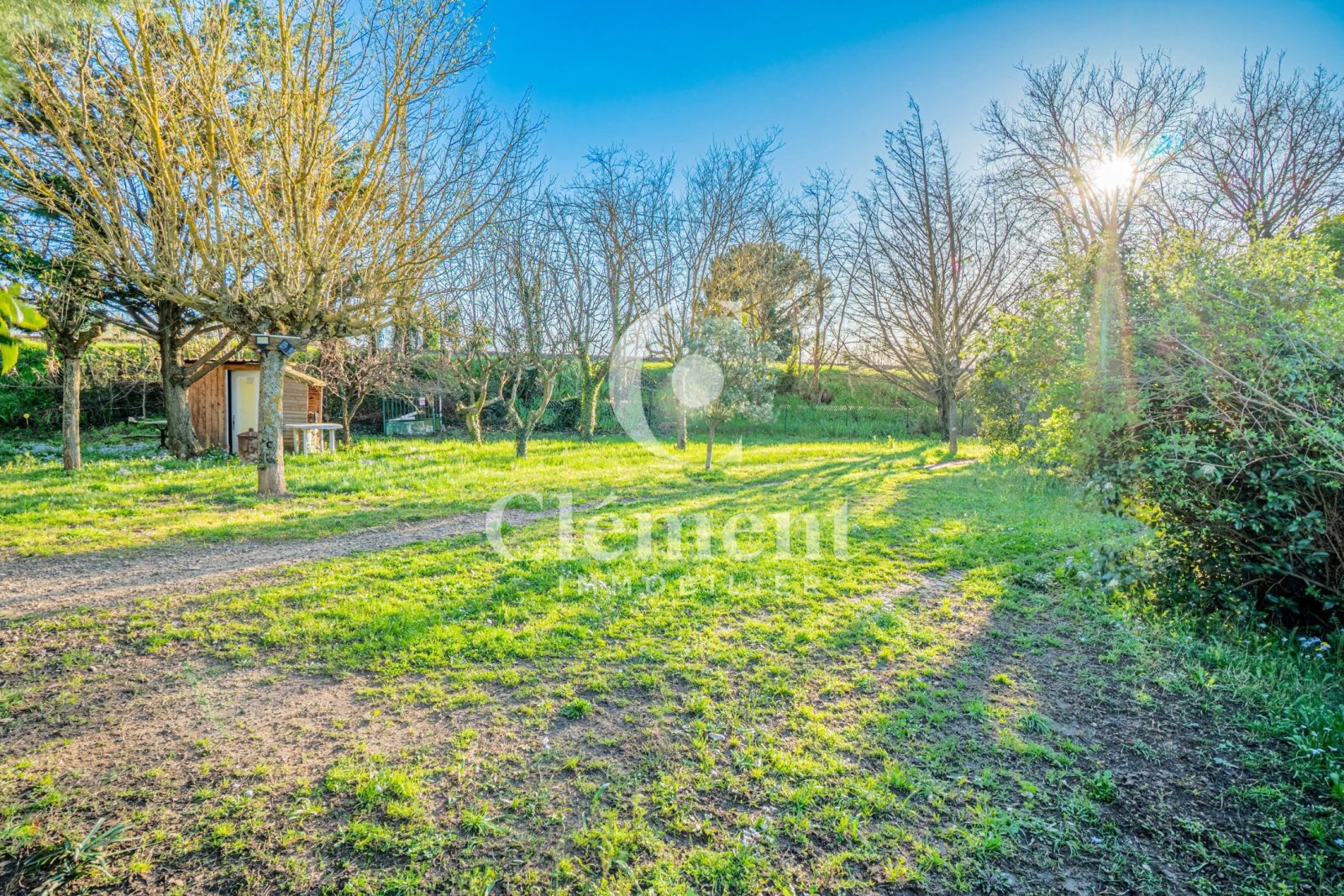 Terrain à bâtir 750 m2
