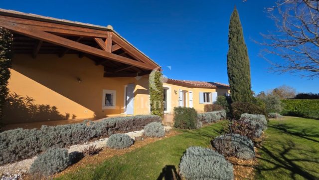 Villa de type 5, Piolenc